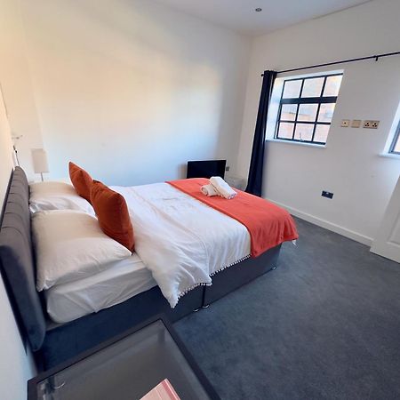 Modern House In Birmingham Villa Dış mekan fotoğraf